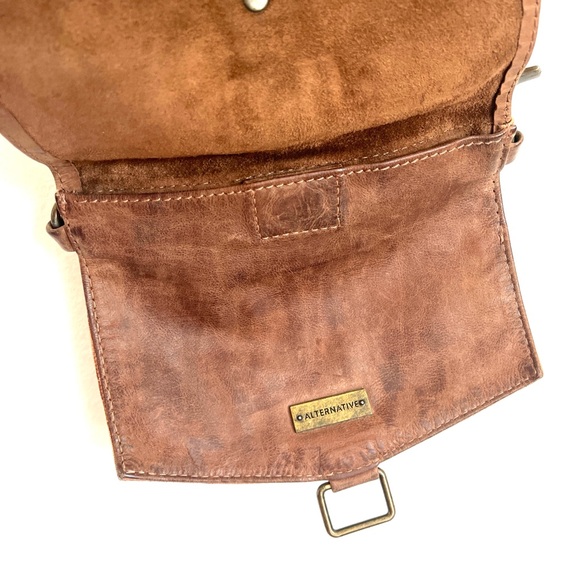 ALTERNATIVE Brown Leather/Suede Crossbody Bag - Picture 4 of 7